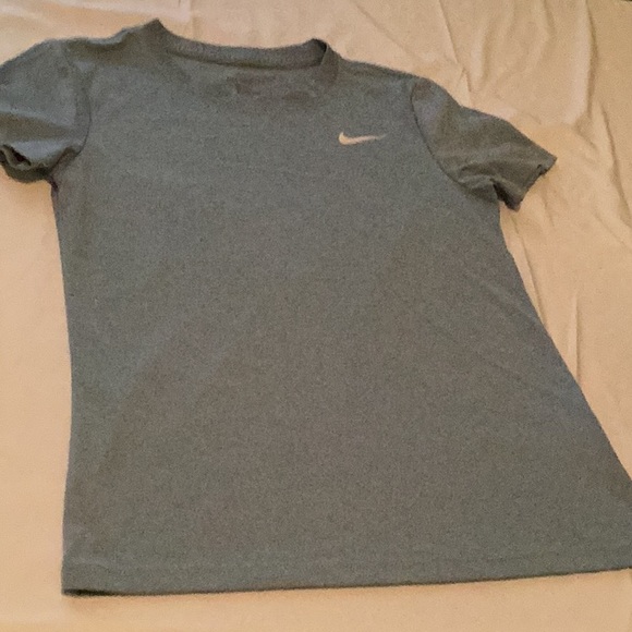 Nike Blue Short Sleeve Tee 🔮 - Picture 1 of 5